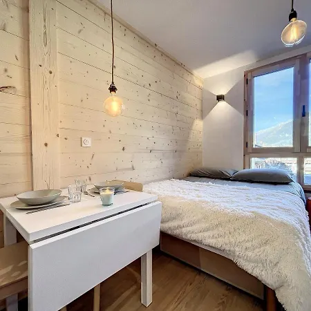 Superbe Refait A Neuf Et Equipe Avec Parking Appartement *